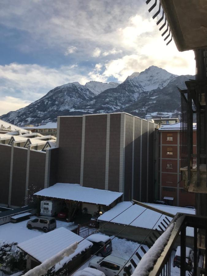 Appartamento Incantevole Aosta Exteriör bild